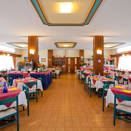 Hotel Bettina Lido di Jesolo Exterior foto